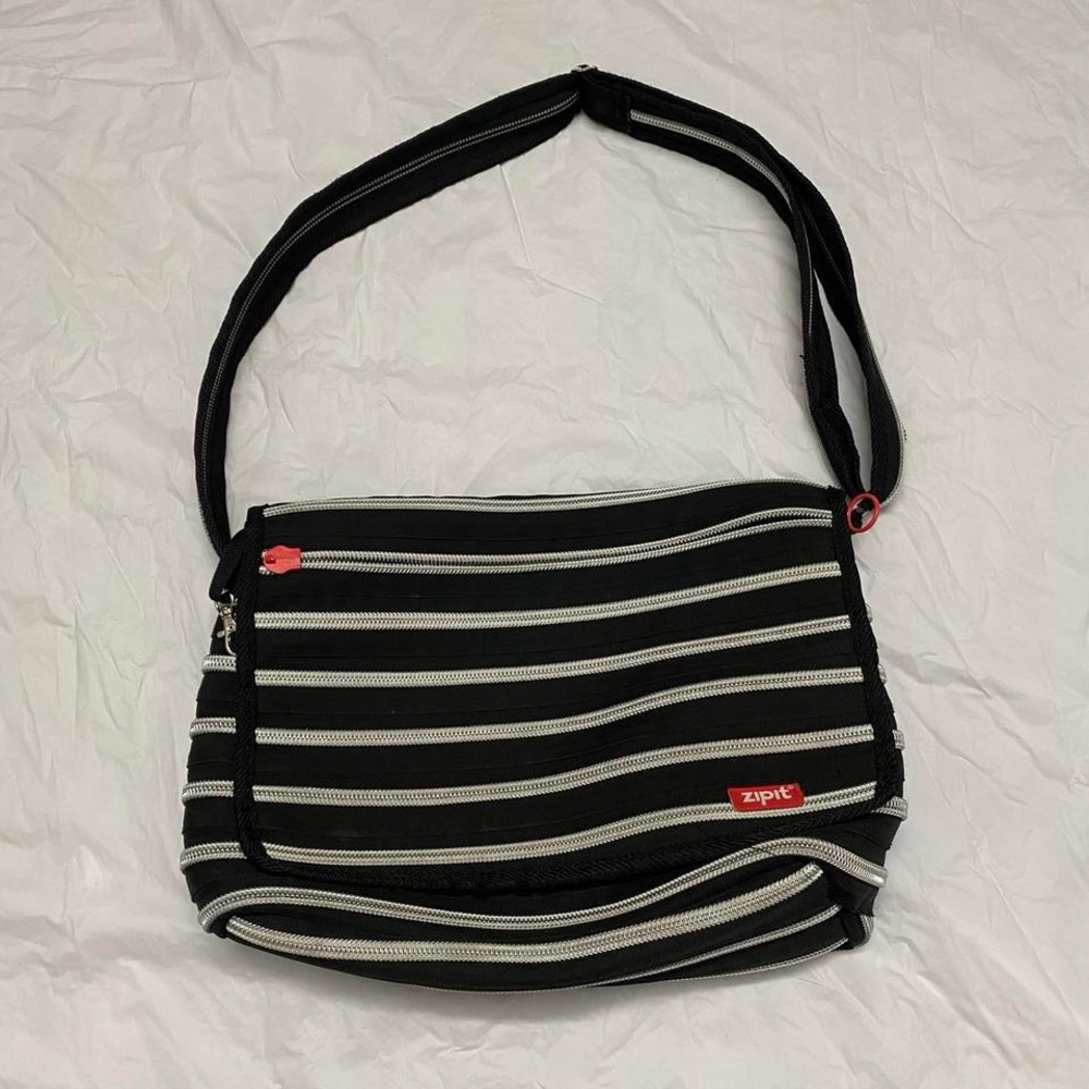 Black & grey zipper side bag/ messenger bag